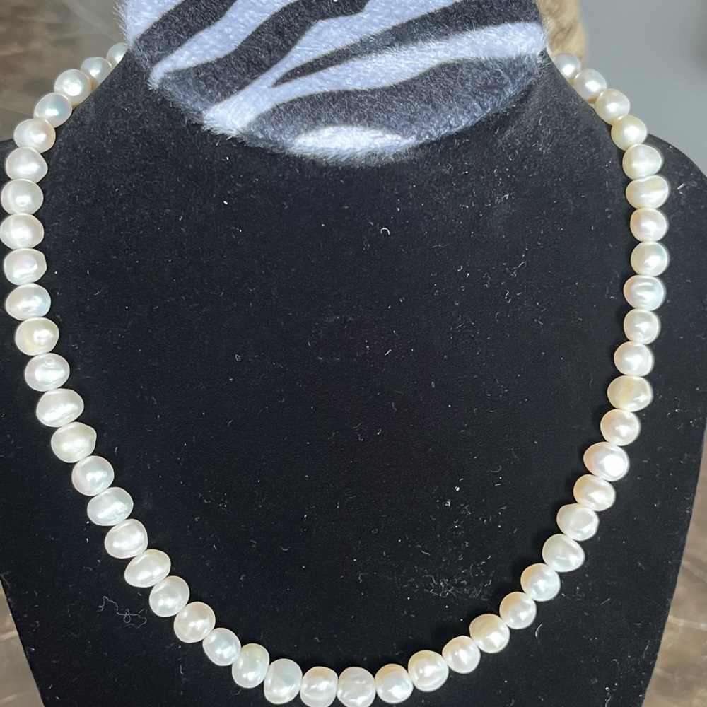 Pearl necklace